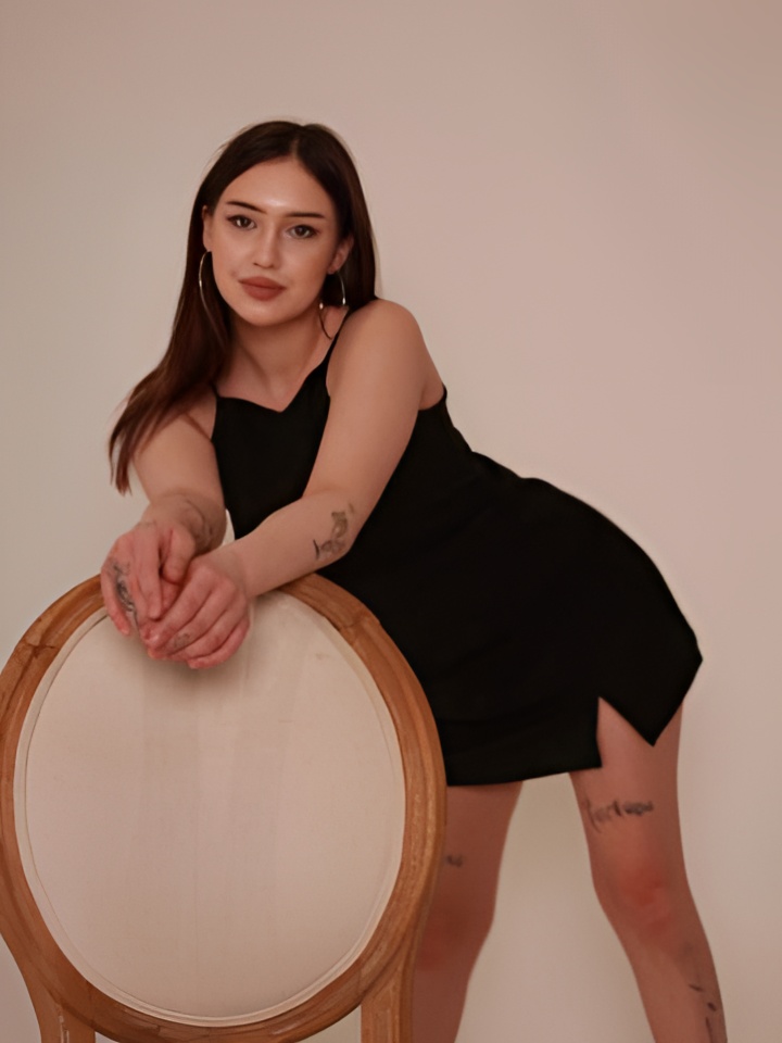 Илона привлекальеная девушка из Северобайкальск цена от 2500 руб