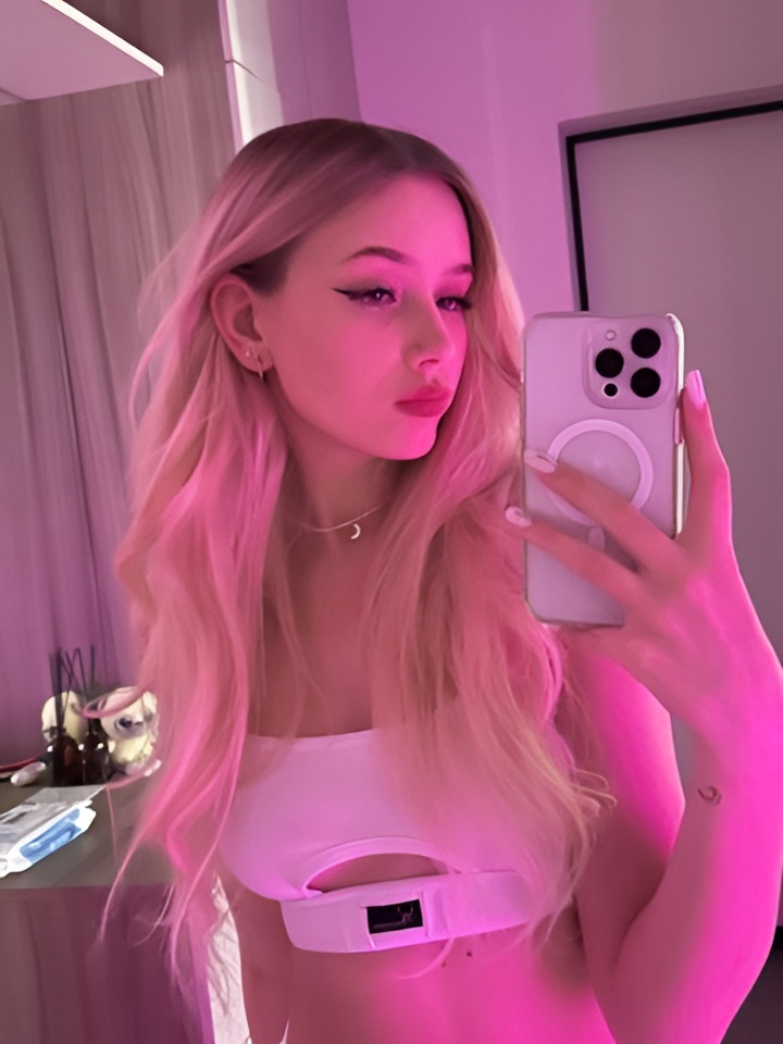 Лолита привлекальеная девушка из Северобайкальск цена от 2000 руб