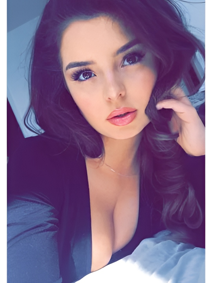 Виолетта привлекальеная девушка из Северобайкальск цена от 4000 руб