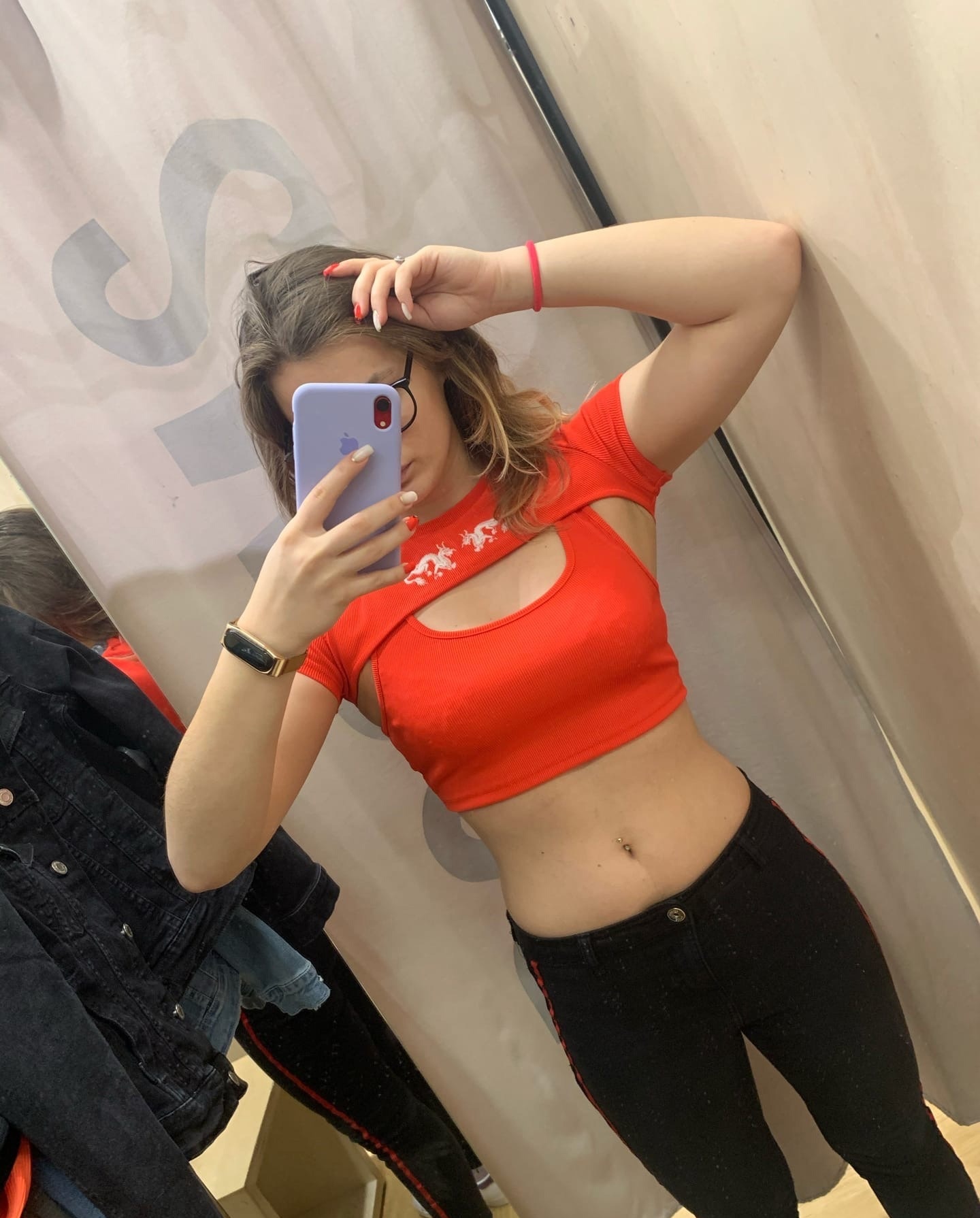 Анфиса привлекальеная девушка из Северобайкальск цена от 3000 руб