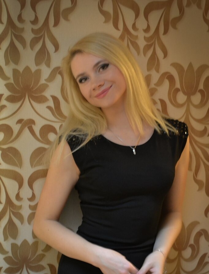 Карина привлекальеная девушка из Северобайкальск цена от 3000 руб