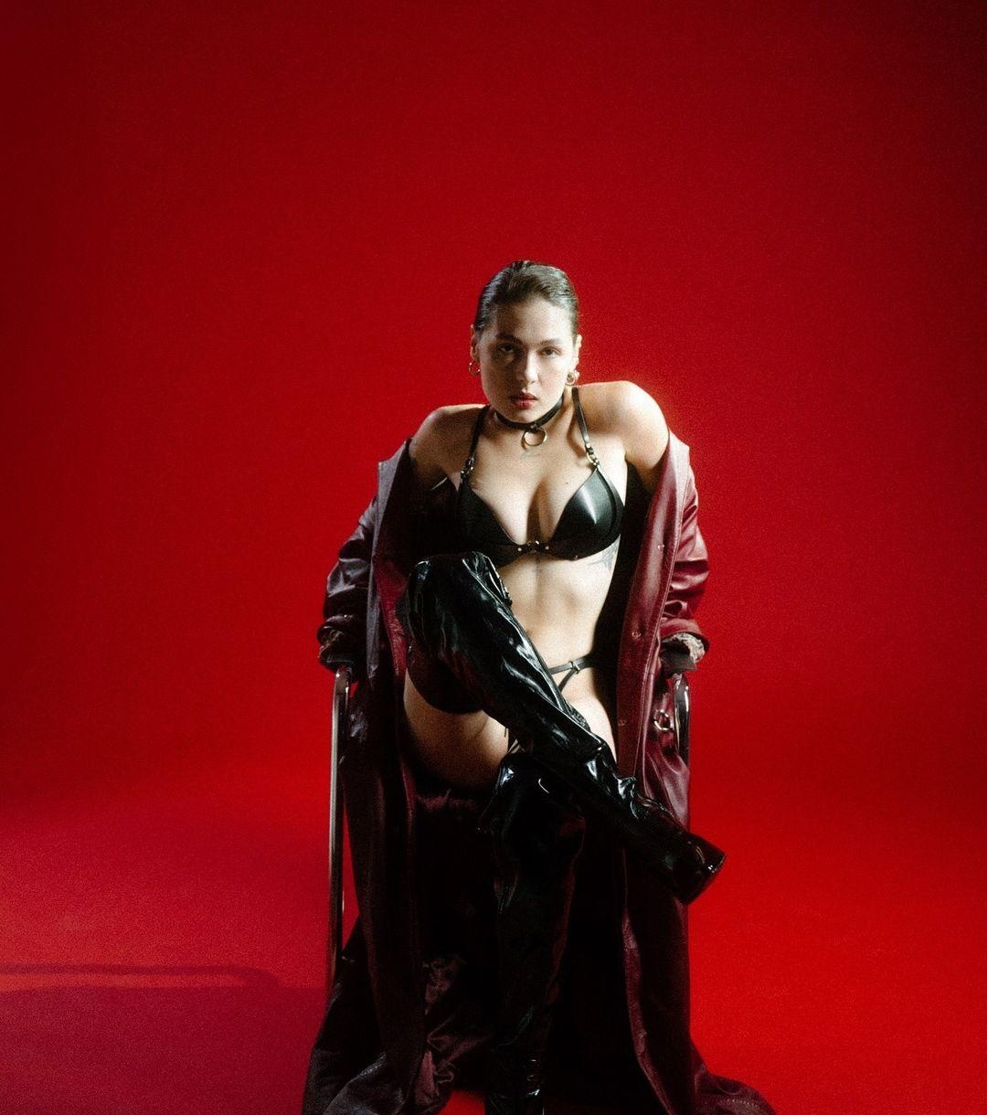 Катерина привлекальеная девушка из Северобайкальск цена от 7000 руб