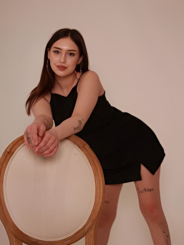 Илона привлекательная девушка из Северобайкальск цена от 2500 руб