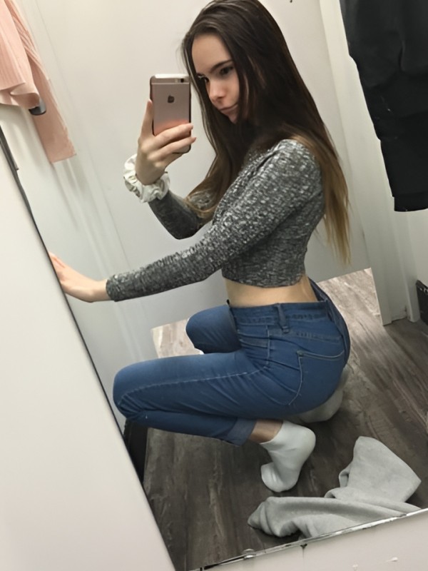 Нелли привлекательная девушка из Северобайкальск цена от 3000 руб