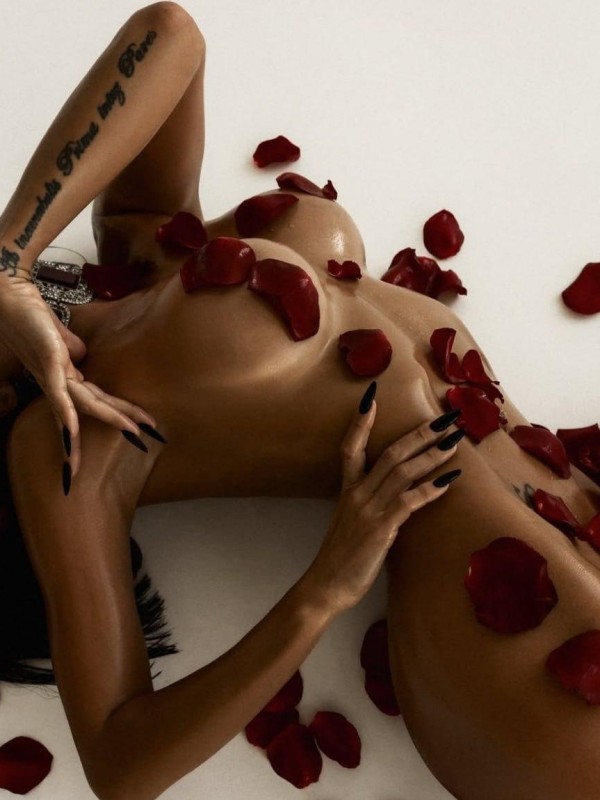 Светлана привлекательная девушка из Северобайкальск цена от 8000 руб